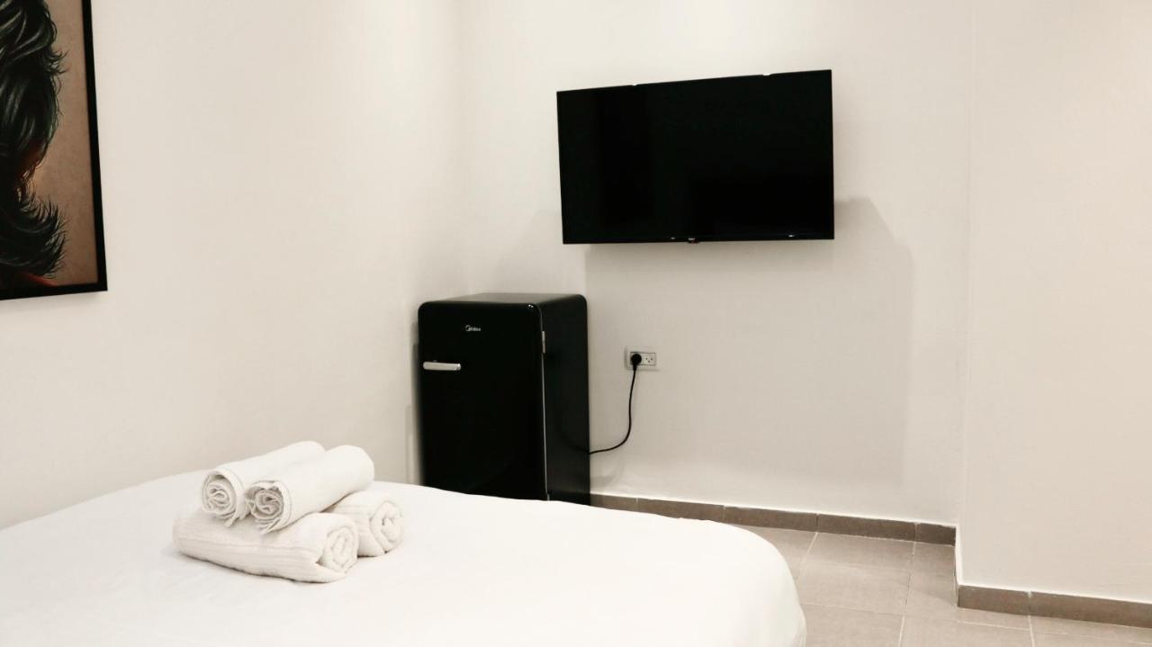 Underground Hotell Tel Aviv Eksteriør bilde