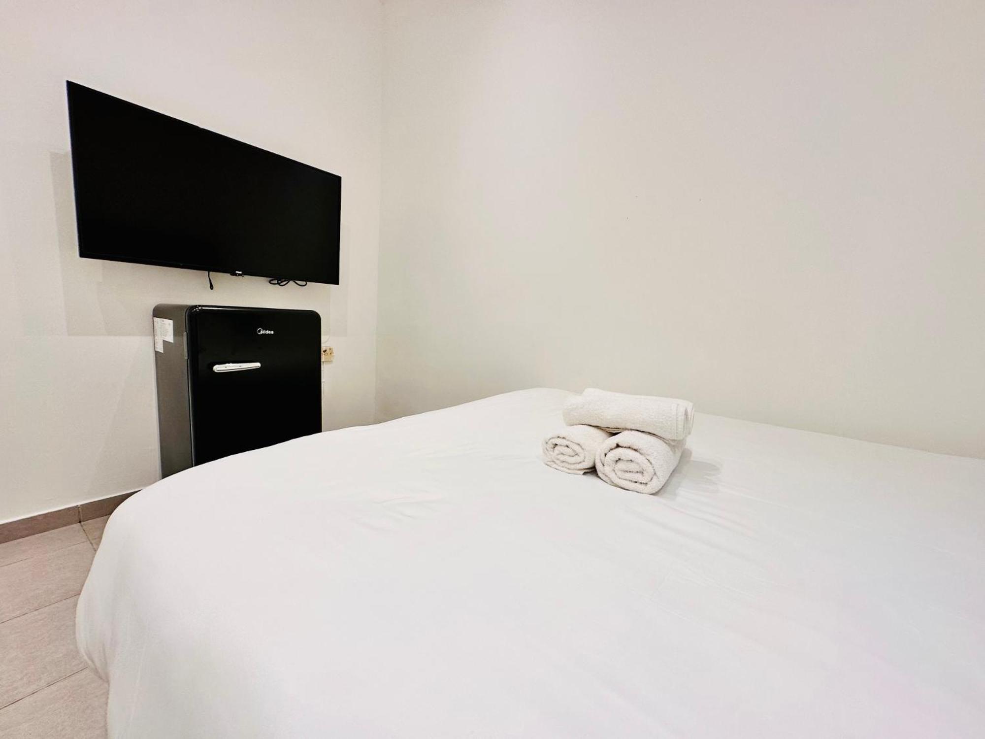 Underground Hotell Tel Aviv Eksteriør bilde