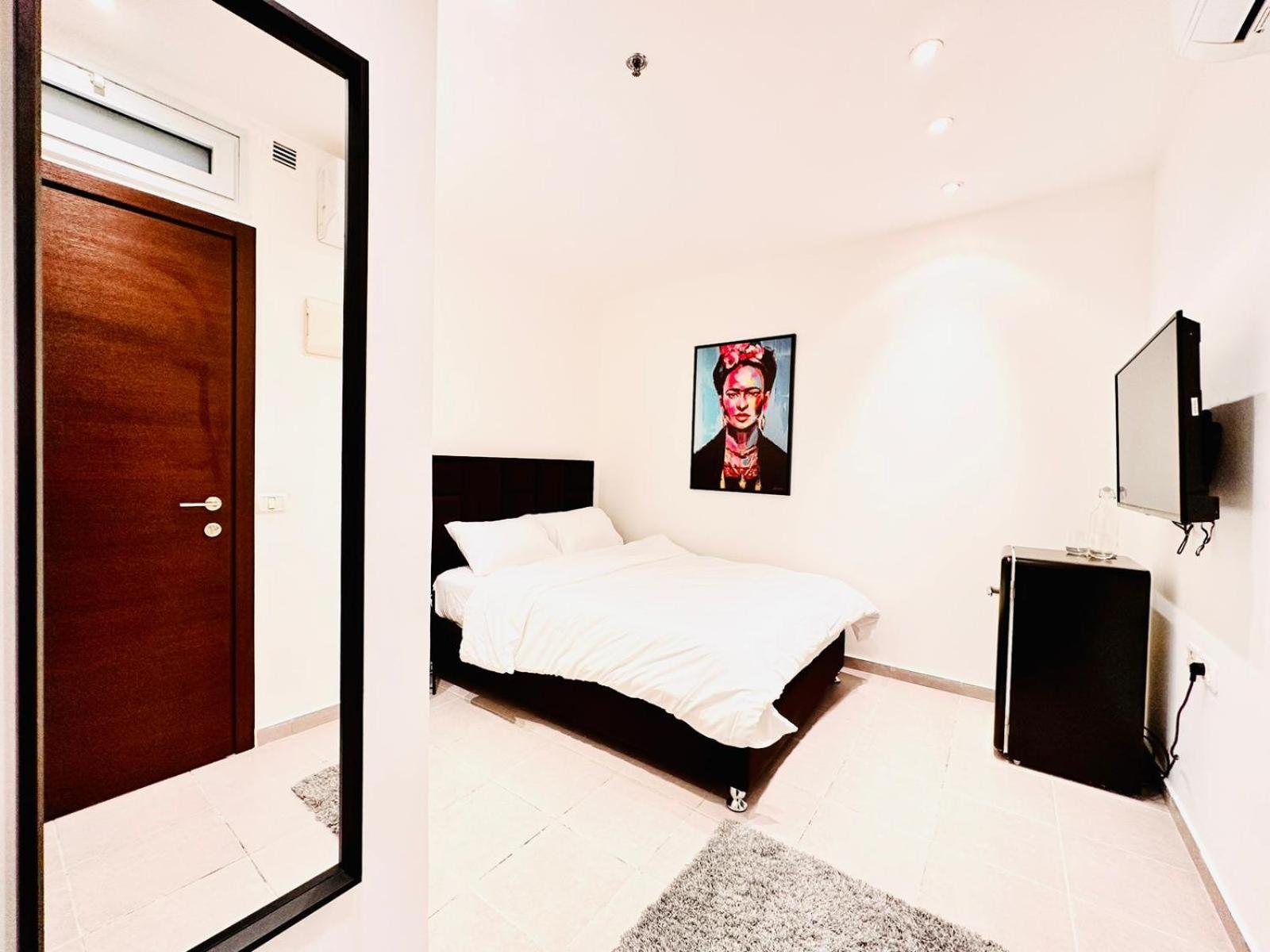 Underground Hotell Tel Aviv Eksteriør bilde
